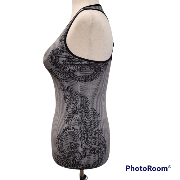 Elimawear Activewear Racerback Tank Size S - Picture 4 of 9